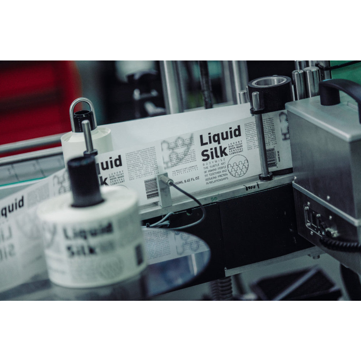 Liquid Silk Hybrid Lube